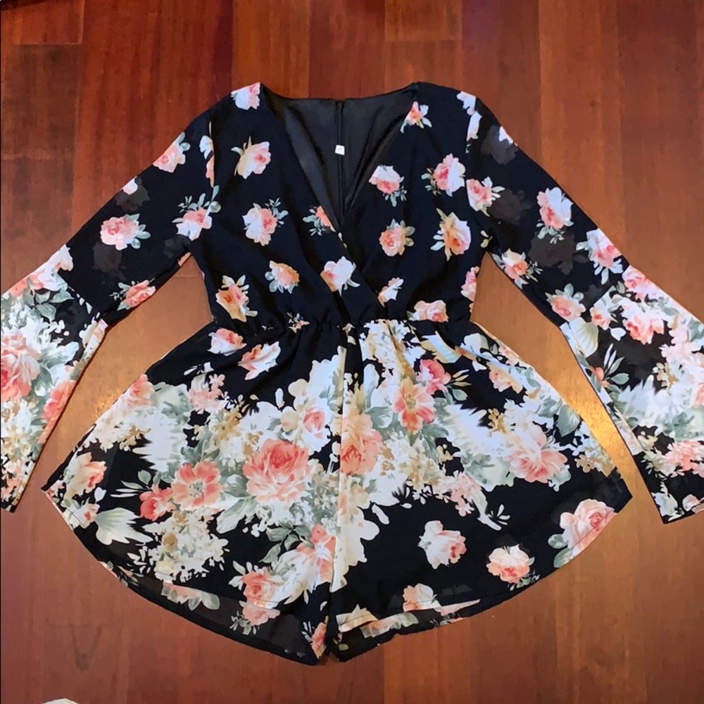 Mini, Floral V-Neck Romper